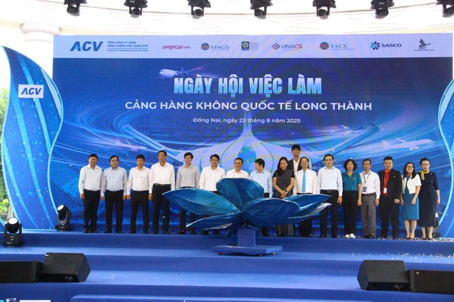 Hơn 10.000 người tham gia “Ngày hội việc làm Cảng hàng không quốc tế Long Thành”- Ảnh 3.