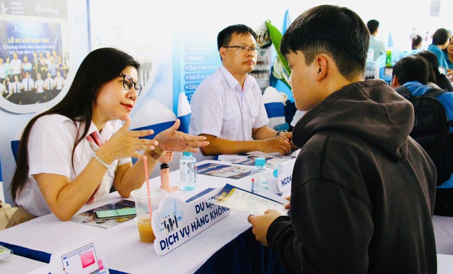 Hơn 10.000 người tham gia “Ngày hội việc làm Cảng hàng không quốc tế Long Thành”- Ảnh 2.