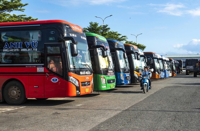 Đà Nẵng: Chấn chỉnh hoạt động kinh doanh vận tải hành khách tuyến cố định- Ảnh 1.