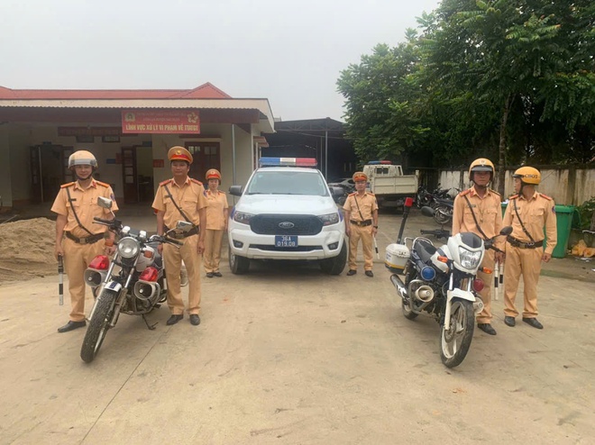 CSGT cả nước ra quân xử lý học sinh vi phạm giao thông   - Ảnh 1.