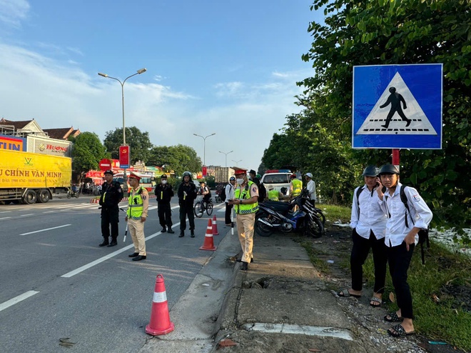 CSGT cả nước ra quân xử lý học sinh vi phạm giao thông   - Ảnh 2.