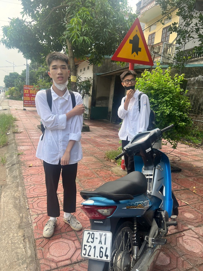 CSGT cả nước ra quân xử lý học sinh vi phạm giao thông   - Ảnh 9.