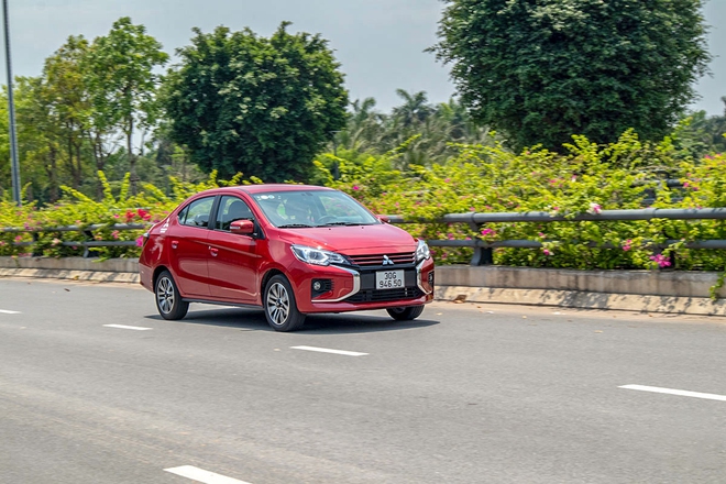 Giá xe Mitsubishi Attrage lăn bánh tháng 1/2025: Giảm không phanh rẻ như Hyundai Grand i10- Ảnh 3. Giá xe Mitsubishi Attrage lăn bánh tháng 1/2025: Giảm không phanh rẻ như Hyundai Grand i10- Ảnh 3.