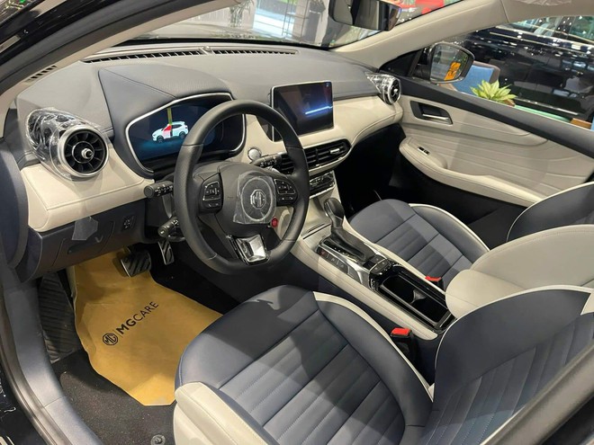 Xe Trung Quốc MG HS bán ế, giảm giá sâu chưa từng thấy ở Việt Nam- Ảnh 3.