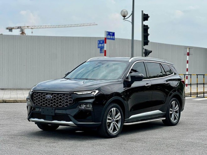 Giá lăn bánh Ford Territory tháng 10/2024: Giảm cả trăm triệu đấu Hyundai Tucson, Mazda CX-5- Ảnh 3. Giá lăn bánh Ford Territory tháng 10/2024: Giảm cả trăm triệu đấu Hyundai Tucson, Mazda CX-5- Ảnh 3.