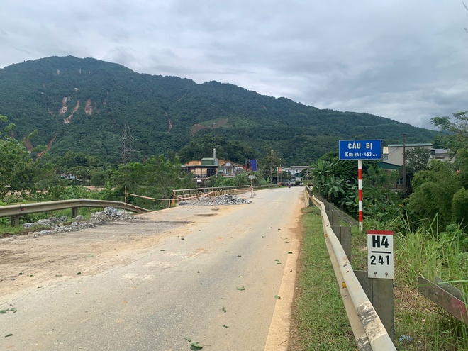 Thông xe QL2 sau gần 4 ngày ách ắc - Ảnh 3.