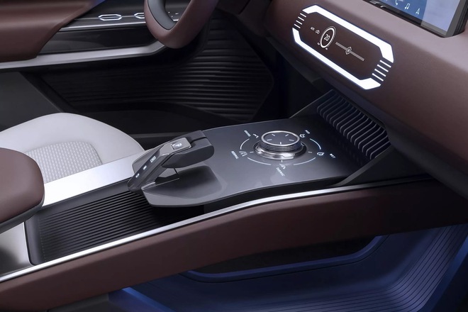 Ảnh thực tế xe Mitsubishi 7 chỗ: Đàn anh Xforce, có thể về Việt Nam thay Outlander- Ảnh 7.