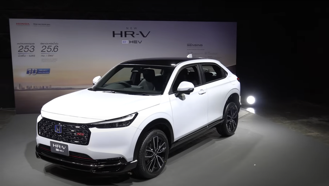 Ảnh thực tế Honda HR-V 2025: Thay đổi nhẹ, có bản hybrid đấu Toyota Corolla Cross- Ảnh 1.