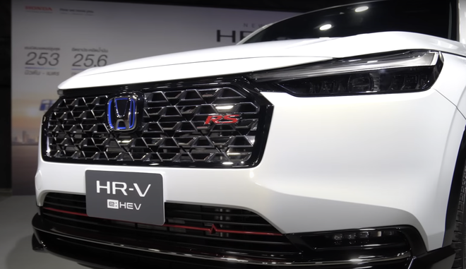 Ảnh thực tế Honda HR-V 2025: Thay đổi nhẹ, có bản hybrid đấu Toyota Corolla Cross- Ảnh 3.