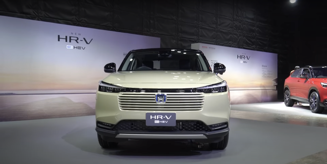 Ảnh thực tế Honda HR-V 2025: Thay đổi nhẹ, có bản hybrid đấu Toyota Corolla Cross- Ảnh 2.