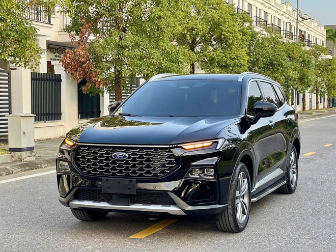 Giá xe Ford Territory lăn bánh tháng 11/2024: Giảm không phanh, rẻ nhất phân khúc- Ảnh 2.