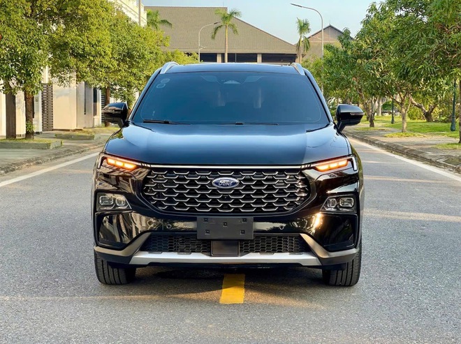 Giá xe Ford Territory lăn bánh tháng 11/2024: Giảm không phanh, rẻ nhất phân khúc- Ảnh 4.