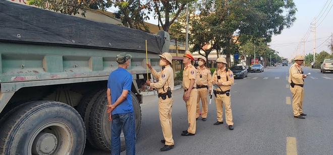 Hà Nội: CSGT tuần tra 