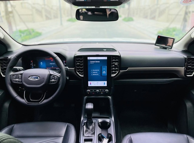 Giá xe Ford Everest lăn bánh tháng 11/2024: Giảm không phanh đấu Hyundai Santa Fe- Ảnh 6.