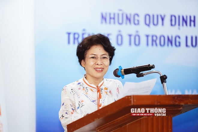 Sẽ bắt buộc sử dụng thiết bị an toàn riêng cho trẻ em trên ôtô- Ảnh 4. Sẽ bắt buộc sử dụng thiết bị an toàn riêng cho trẻ em trên ôtô- Ảnh 4.