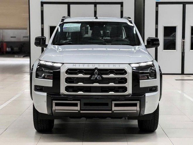 Giá xe Mitsubishi Triton lăn bánh tháng 11/2024: Ưu đãi cạnh tranh Ford Ranger - Ảnh 3.