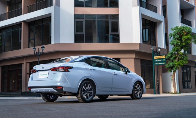 Phân khúc sedan hạng B: Xe mới giảm giá, nóng bỏng đua doanh số cuối năm- Ảnh 3. Phân khúc sedan hạng B: Xe mới giảm giá, nóng bỏng đua doanh số cuối năm- Ảnh 3.