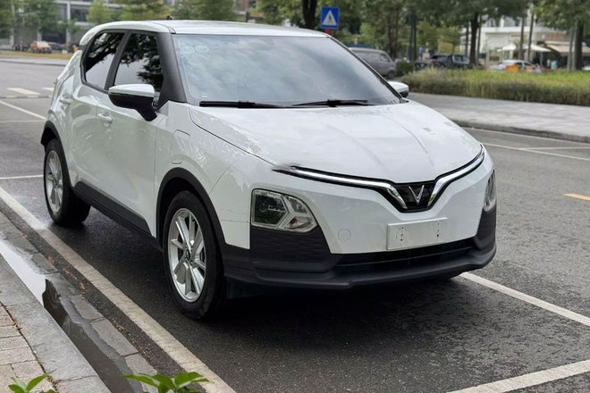 VinFast VF5 Plus 2024 chạy lướt rao bán giá khó tin- Ảnh 3. VinFast VF5 Plus 2024 chạy lướt rao bán giá khó tin- Ảnh 3.