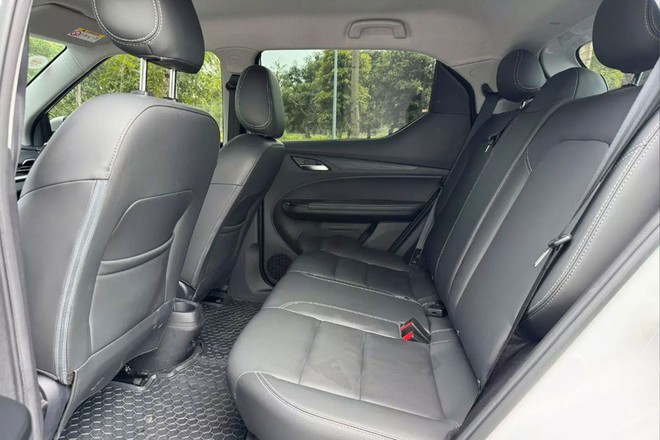 VinFast VF5 Plus 2024 chạy lướt rao bán giá khó tin- Ảnh 8. VinFast VF5 Plus 2024 chạy lướt rao bán giá khó tin- Ảnh 8.