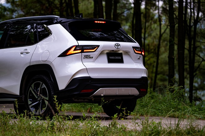 Giá xe Toyota Yaris Cross lăn bánh tháng 4/2025: Ưu đãi rẻ nhất phân khúc - Ảnh 5.
