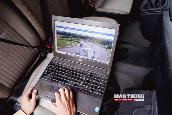 CSGT Hà Nội kiểm tra camera hành trình, phạt nghiêm tài xế vi phạm - Ảnh 16.