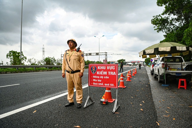 Người trong ngành, công chức, viên chức vi phạm nồng độ cồn CSGT gửi thông báo về nơi công tác - Ảnh 3.