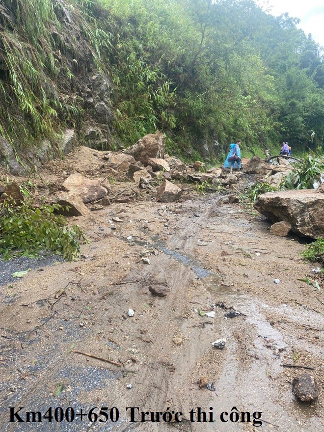 Mưa lớn nhiều tuyến giao thông bị ngập sâu- Ảnh 8.