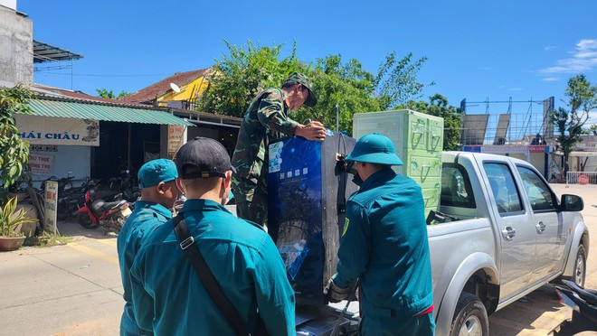 Người dân tự nguyện bàn giao mặt bằng thi công cao tốc Quảng Ngãi - Hoài Nhơn- Ảnh 15. Người dân tự nguyện bàn giao mặt bằng thi công cao tốc Quảng Ngãi - Hoài Nhơn- Ảnh 15.