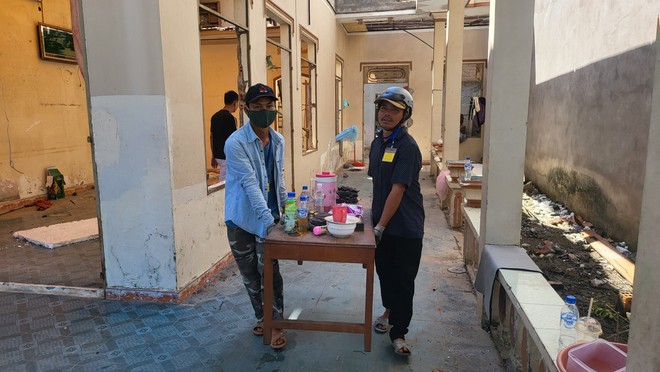 Người dân tự nguyện bàn giao mặt bằng thi công cao tốc Quảng Ngãi - Hoài Nhơn- Ảnh 17. Người dân tự nguyện bàn giao mặt bằng thi công cao tốc Quảng Ngãi - Hoài Nhơn- Ảnh 17.