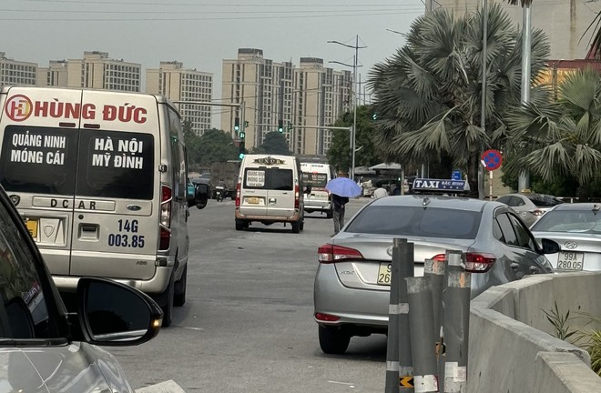 Xe dù, bến cóc, thường xuyên hoạt động trước cổng KĐT Him Lam, TP. Bắc Ninh- Ảnh 4.