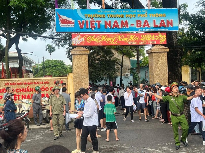 Hà Nội không xảy ra TNGT liên quan đến thí sinh thi tốt nghiệp THPT- Ảnh 5.