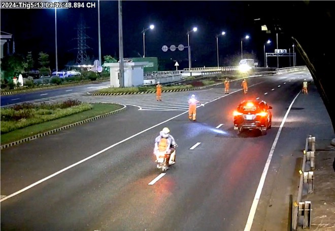 Mô tô, xe máy chạy bất chấp qua hầm Hải Vân, gây mất ATGT, hiểm họa TNGT- Ảnh 4.