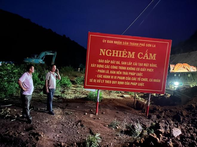 Khẩn trương khắc phục sạt lở tuyến tránh TP. Sơn La- Ảnh 6.