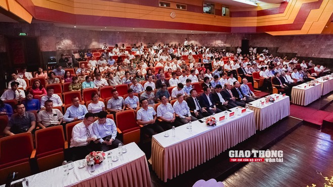 Nửa thế kỷ kiến tạo chiến lược phát triển giao thông- Ảnh 3. Nửa thế kỷ kiến tạo chiến lược phát triển giao thông- Ảnh 3.