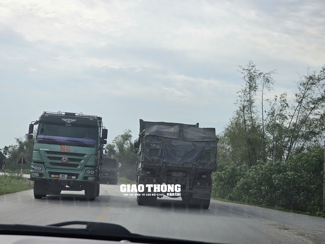 Xe có dấu hiệu quá tải vẫn