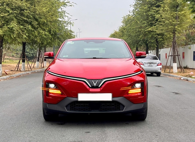 Chạy 3.000 km, VinFast VF6 tiêu chuẩn bán lại giá bất ngờ- Ảnh 2. Chạy 3.000 km, VinFast VF6 tiêu chuẩn bán lại giá bất ngờ- Ảnh 2.