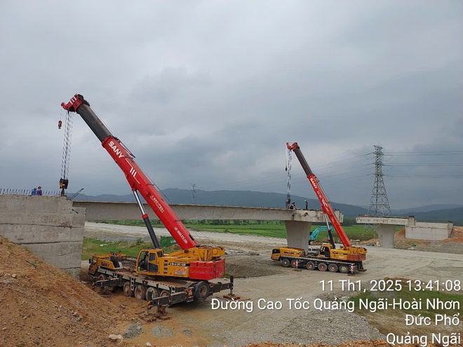 Dự án cao tốc Quảng Ngãi – Hoài Nhơn chậm tiến độ: Chủ đầu tư yêu cầu điều chuyển khối lượng, tăng mũi thi công - Ảnh 9.