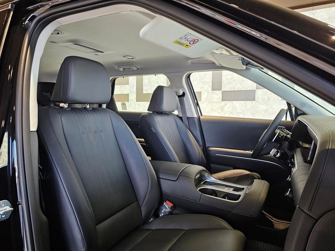 Cận cảnh Hyundai Palisade 2025 tại đại lý: Nội thất gây tranh cãi- Ảnh 6.
