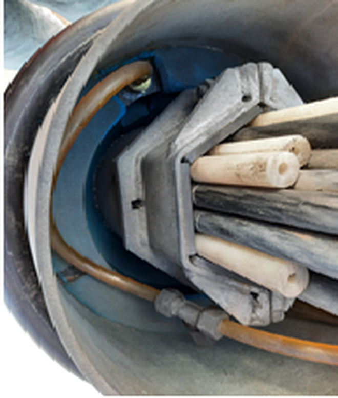 Cần quan tâm đặc biệt đến tình trạng khai thác cầu dây văng - Ảnh 2.