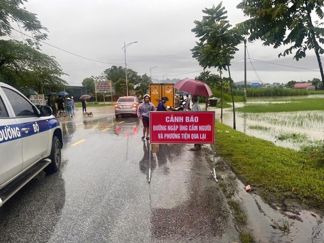 Nỗ lực thông xe QL3 qua Cao Bằng, Bắc Kạn - Ảnh 11.