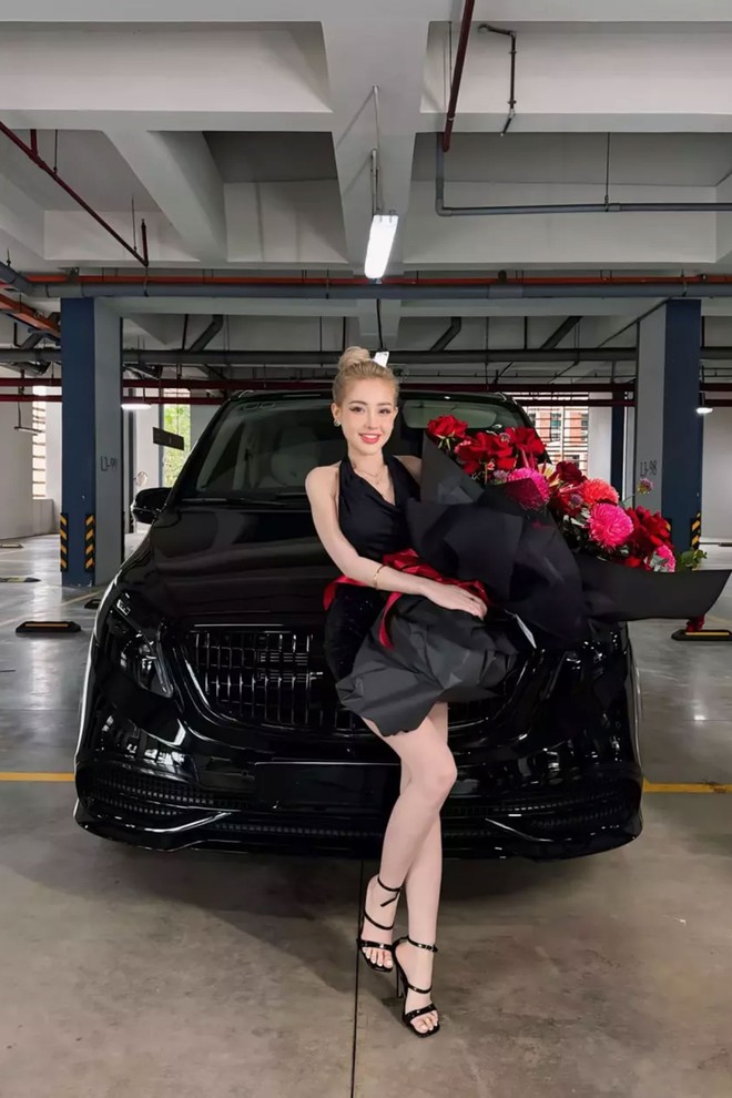 Điểm danh dàn xe đắt tiền của Ngân 98 - Ảnh 4.