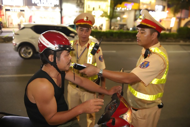 Hai ngày tổng kiểm soát, CSGT toàn quốc phát hiện gần 3 nghìn tài xế 