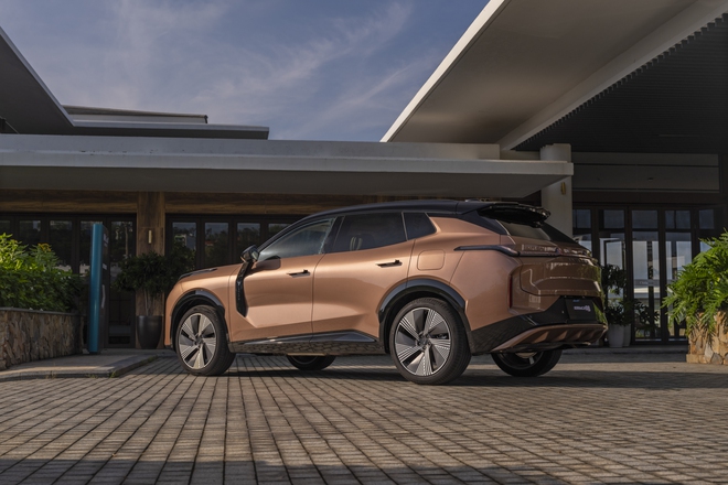 Cận cảnh Lynk & Co 08 chốt giá 1,299 tỷ đồng, chạy thuần điện đến 200 km - Ảnh 5.