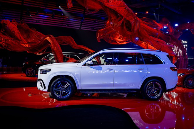Cận cảnh Mercedes-Benz GLS 450 “Edition 30”, giới hạn 30 chiếc ở Việt Nam - Ảnh 2.