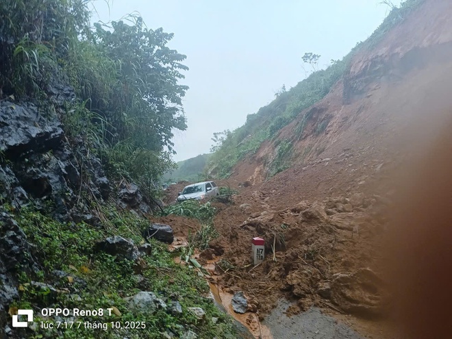 Đường Hồ Chí Minh qua Thái Nguyên nhiều điểm bị tắc - Ảnh 2.