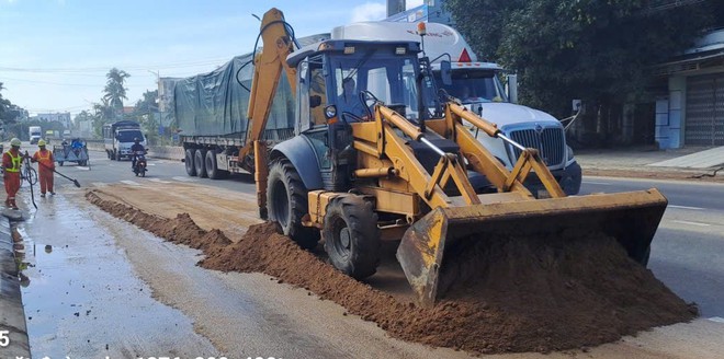 Căng sức đảm bảo giao thông tuyến QL1: Giữ mạch giao thông an toàn, thông suốt - Ảnh 5.