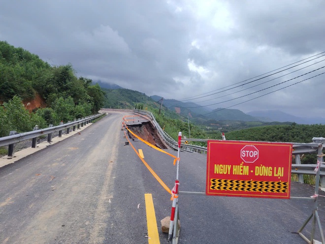 Video toàn cảnh sụt lở trên tuyến QL27C qua đèo Khánh Lê nối Khánh Hoà - Lâm Đồng - Ảnh 11.