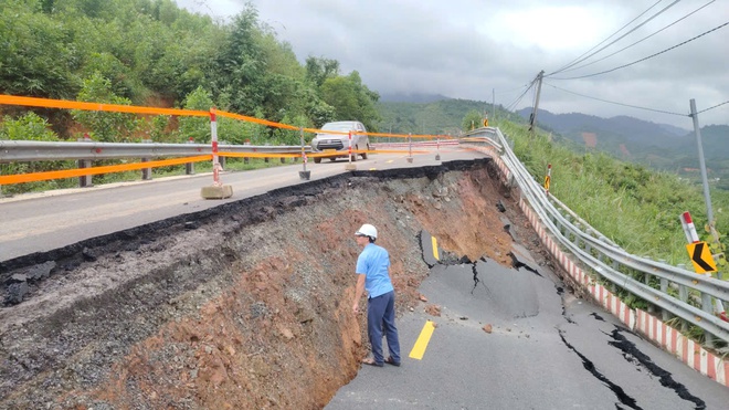 Video toàn cảnh sụt lở trên tuyến QL27C qua đèo Khánh Lê nối Khánh Hoà - Lâm Đồng - Ảnh 16.
