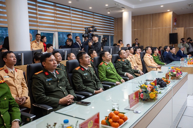 1.837 camera AI chính thức giám sát giao thông tại 195 nút giao trọng điểm ở Hà Nội- Ảnh 1.