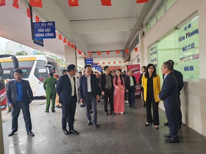 Hà Nội nâng cao phục vụ hành khách dịp cuối năm- Ảnh 4.